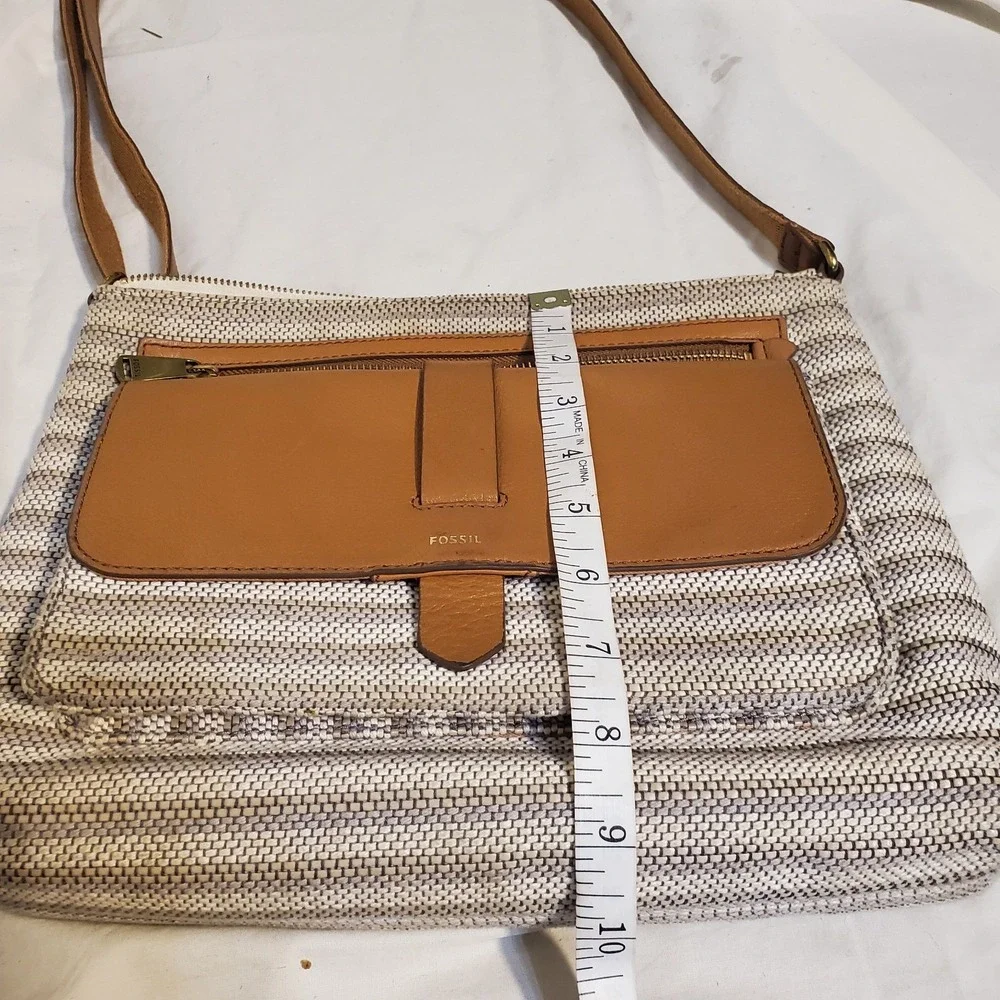 Fossil Women's Kinley Crossbody Tan‎ Bag Leather & Canvas Med Adj Strap